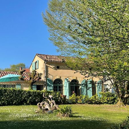 La Rebiere D'Or, B&B Et Gite Mouleydier Eksteriør billede
