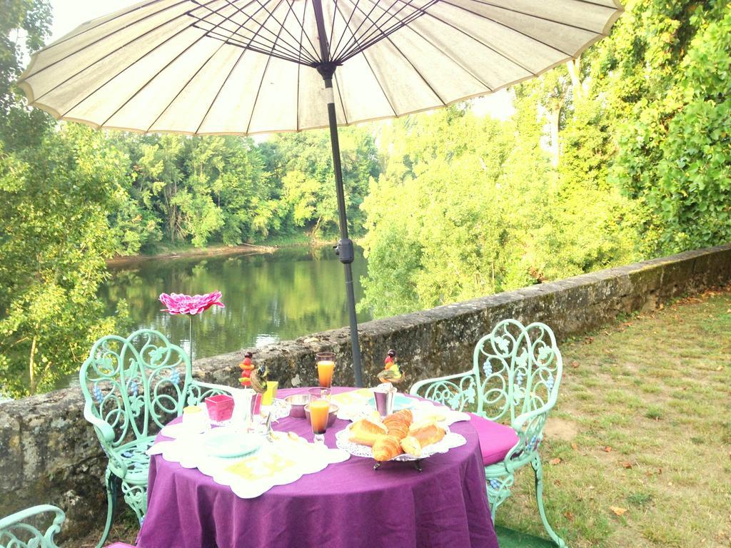 La Rebiere D'Or, B&B Et Gite Mouleydier Eksteriør billede